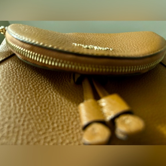 Used Kate Spade Leila Medium Flap Leather Backpack Purse - Picture 6 of 7